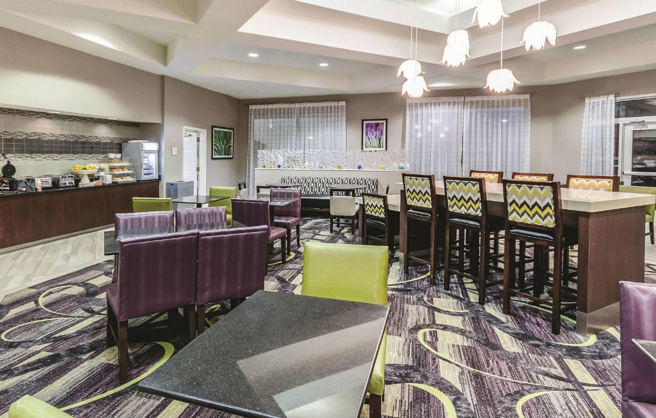 La Quinta By Wyndham Airport