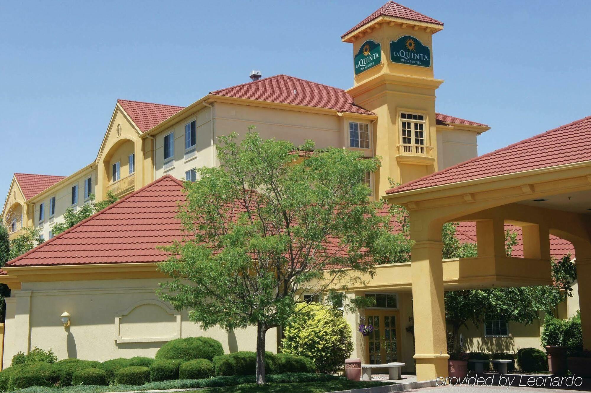 La Quinta By Wyndham Airport 3*